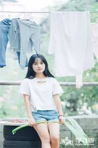 精品推荐八零军婚：高冷同志成了黏人精