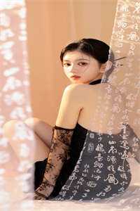 蓄意撩惹：疯批大佬故意留门精选小说