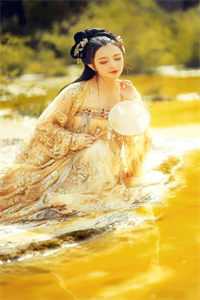 全集阅读入赘后，夫妻俩双双掉马了
