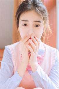 精品阅读开局丑女，我靠攻略成万人迷了