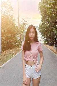 改嫁王爷后，全京城都在看我虐渣畅销书籍