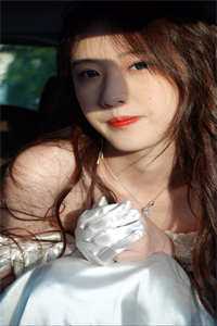 全集小说女扮男装后，权少狠爱不分手