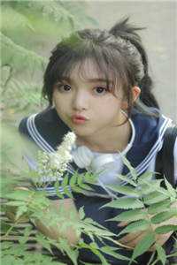 穆容菲繁华