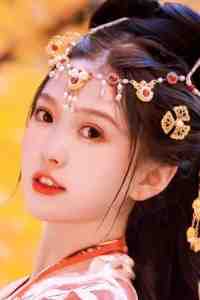 阅读全集活成前任白月光后，她桃花朵朵开