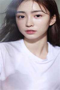 活成前任白月光后，她桃花朵朵开精选小说推荐