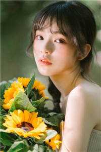 活成前任白月光后，她桃花朵朵开已完结