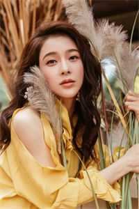 精品推介都离婚了，我相亲你醋什么