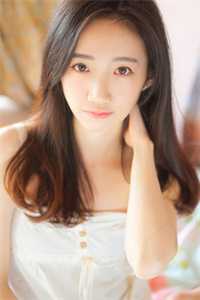 活成前任白月光后，她桃花朵朵开完整版