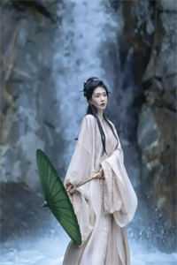 全集阅读活成前任白月光后，她桃花朵朵开