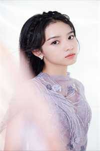 活成前任白月光后，她桃花朵朵开精品全集
