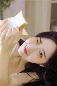 活成前任白月光后，她桃花朵朵开精选全文