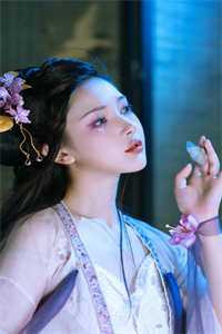 女帝三岁半：她带亿万功德穿六零热门作品