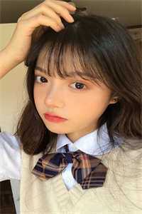 炮灰女配囤货后别人流浪她度假