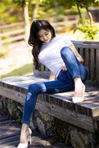 活成前任白月光后，她桃花朵朵开精品小说