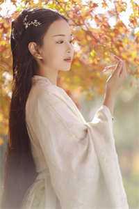 活成前任白月光后，她桃花朵朵开优秀文集