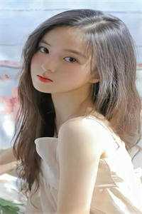 活成前任白月光后，她桃花朵朵开精选篇章阅读