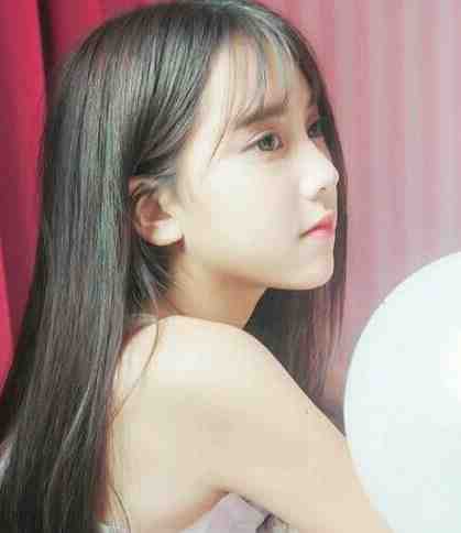 活成前任白月光后，她桃花朵朵开精品