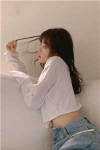 全文小说活成前任白月光后，她桃花朵朵开