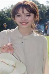 活成前任白月光后，她桃花朵朵开畅销巨作