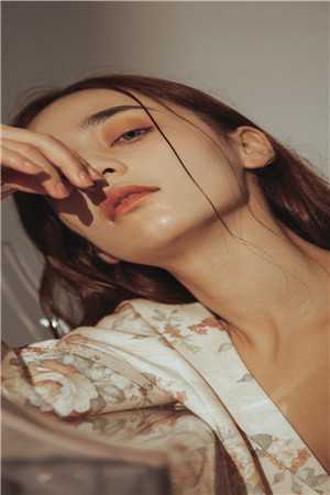 活成前任白月光后，她桃花朵朵开优质全文阅读