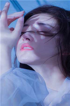 未婚夫失踪五年：再见竟是别人丈夫全文