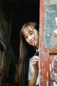 活成前任白月光后，她桃花朵朵开全文完结
