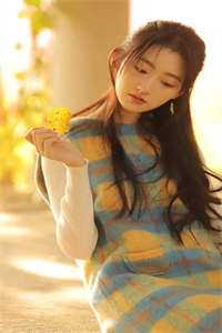 热门作品活成前任白月光后，她桃花朵朵开