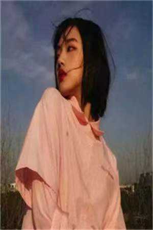 重披铠甲，将军夫人她英姿飒爽文章精选