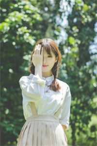 短篇小说快穿：为了活命，只好攻略女主