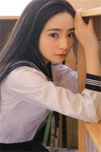 被新帝退婚后，我转身做了他皇婶