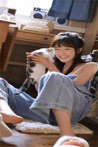 疯了吧？她竟然背着我包养小白脸<