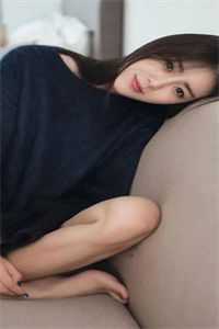 不想爆火的老破小理发店<