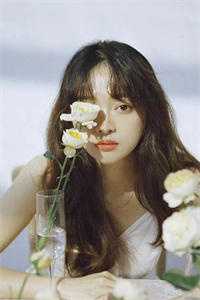 死在出租屋，我和博士男友火了谢安:结局+番外+完结<