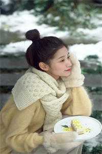 自己有这么漂亮的妈妈