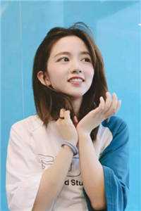 我一正经医生，开局捡个美女患者做老婆长篇小说