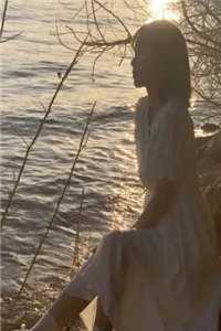 夫人离婚后，军阀大佬一夜白头畅读全文