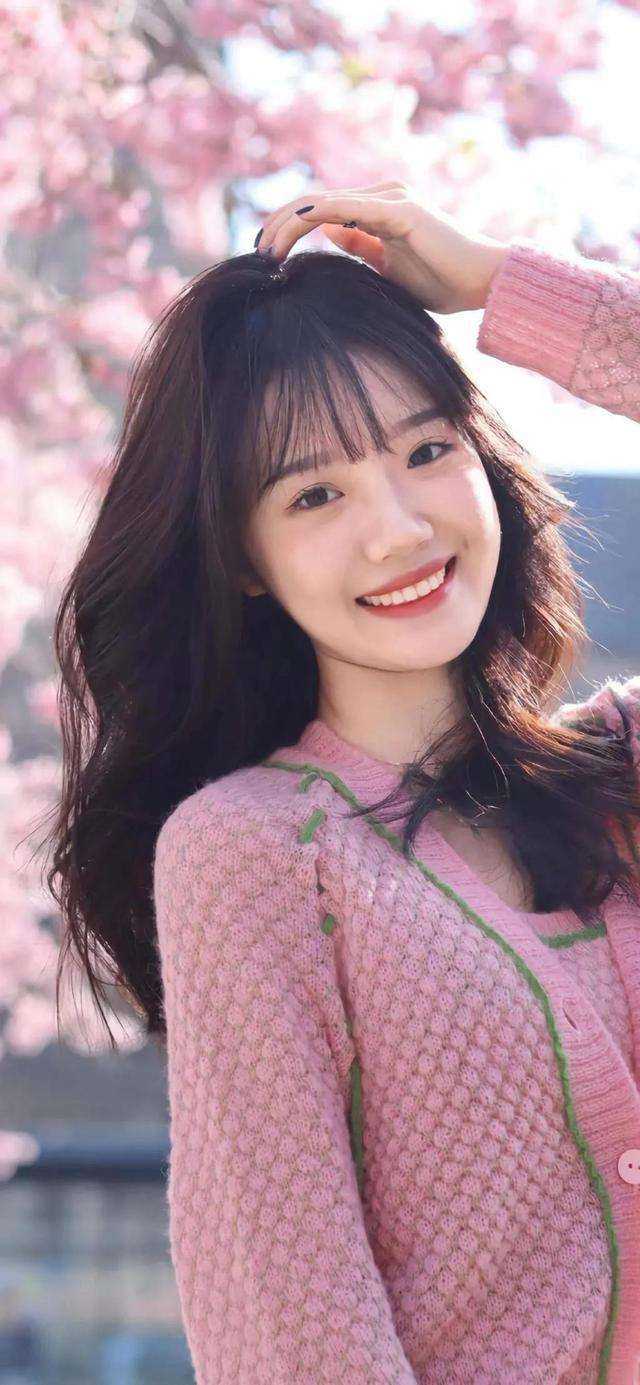 全集小说阅读夫人才是真大佬，总裁甘愿做她裙下臣