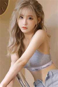 文章全文活成前任白月光后，她桃花朵朵开