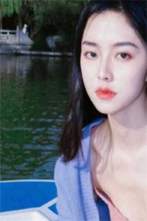 热门小说夫君厌我，我开始了广撒网