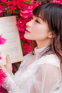 啥？开学他就拿下校花了全文