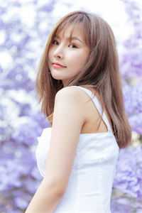 穿书女配：她成了全家的小太阳热门作品