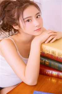 带着女儿入宫后，她成了宫斗冠军畅读佳作