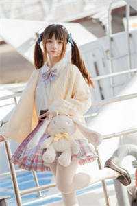 权力巅峰：从救下小女孩开始什么小说