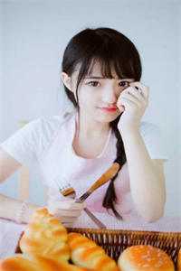 快穿：冤种全家被我乌鸦嘴后逆袭了李春杏林西西最新章节