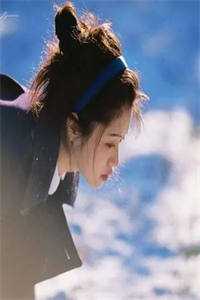 女人为上