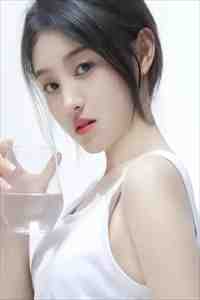 女儿坠楼，妻子却陪师弟找狗