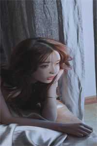 重生后，我拒绝拯救被家暴的女孩