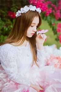 白月光哪有女总裁香？明文君宋成辉最新章节