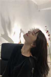 鹿聆商锻临的小说诱吻她