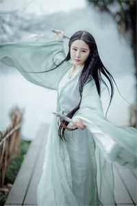 未婚夫残疾后，我靠弹幕上位了全文齐忱夏笙